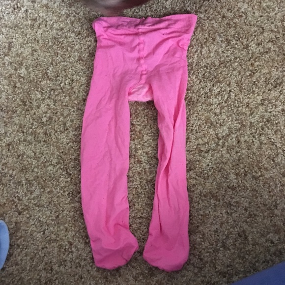 Under Roos and stockings. - Picture 2 of 7